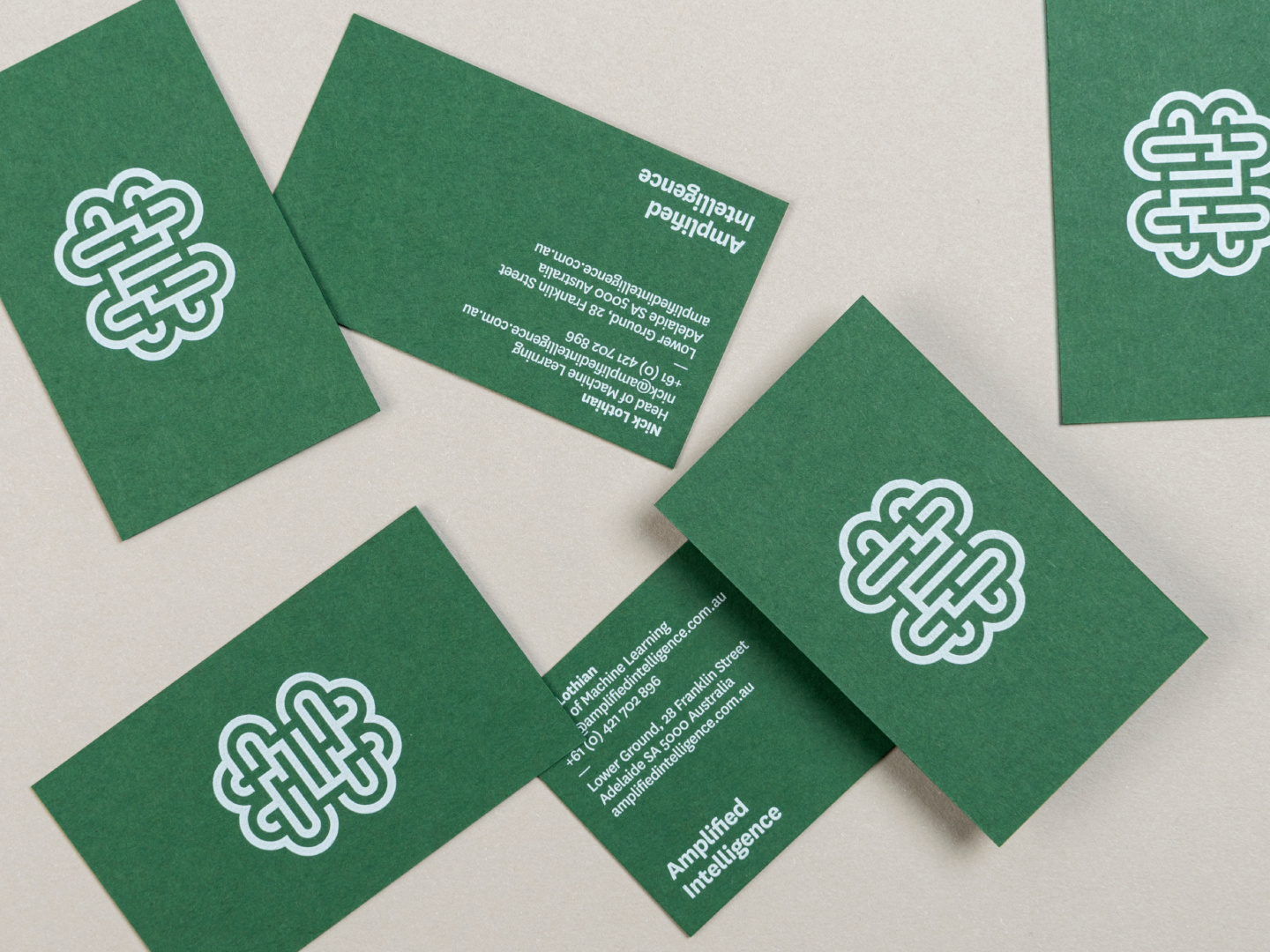 tendencias-diseno-logos-2021-simetria-amplifiedintelligence-51