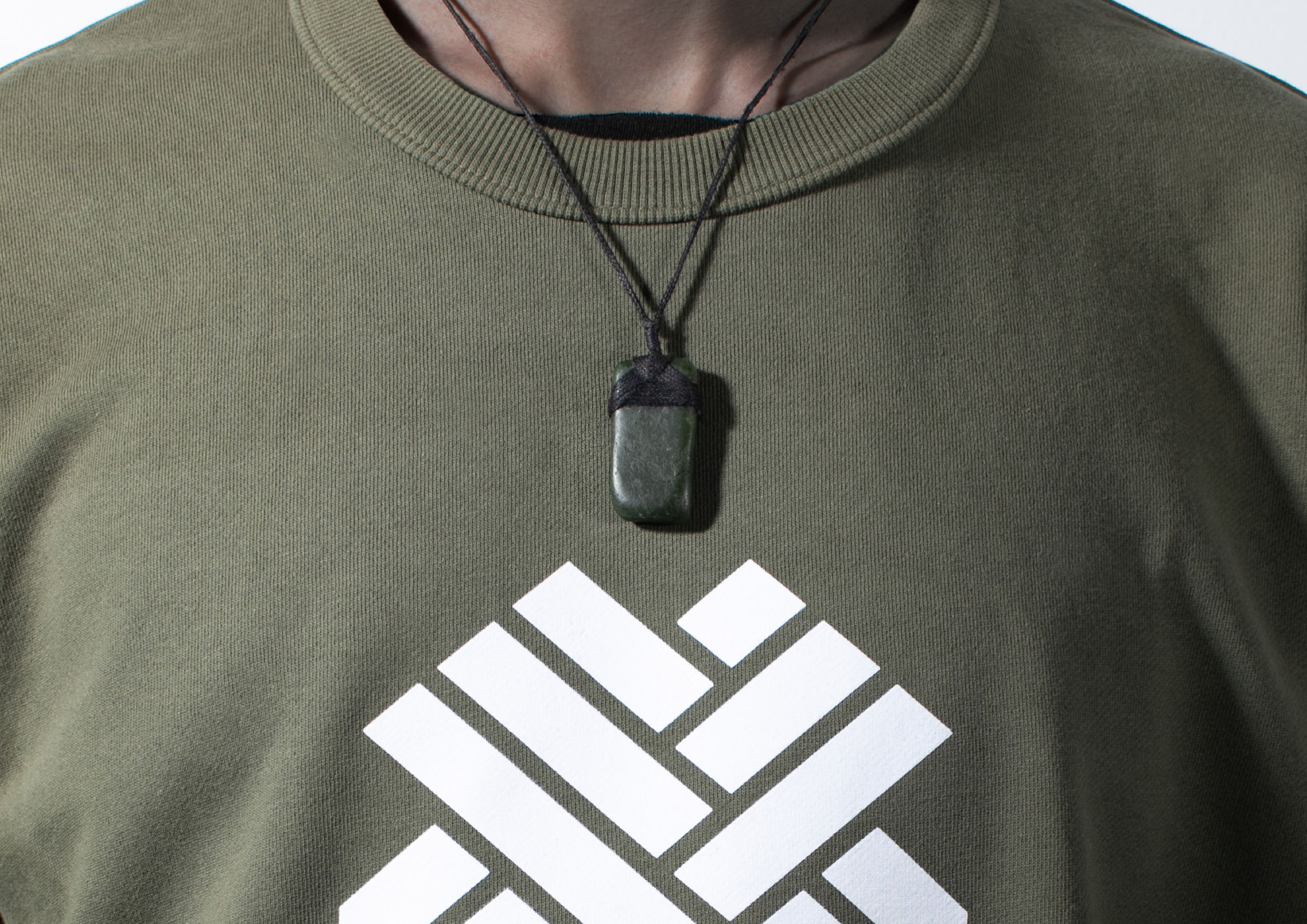 tendencias-diseno-logos-2021-simetria-tangata-59