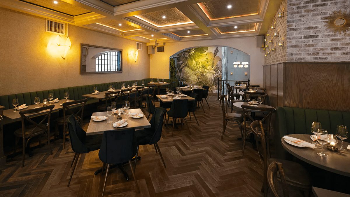 ejemplos-identidad-corporativa-restaurante-tasca-25