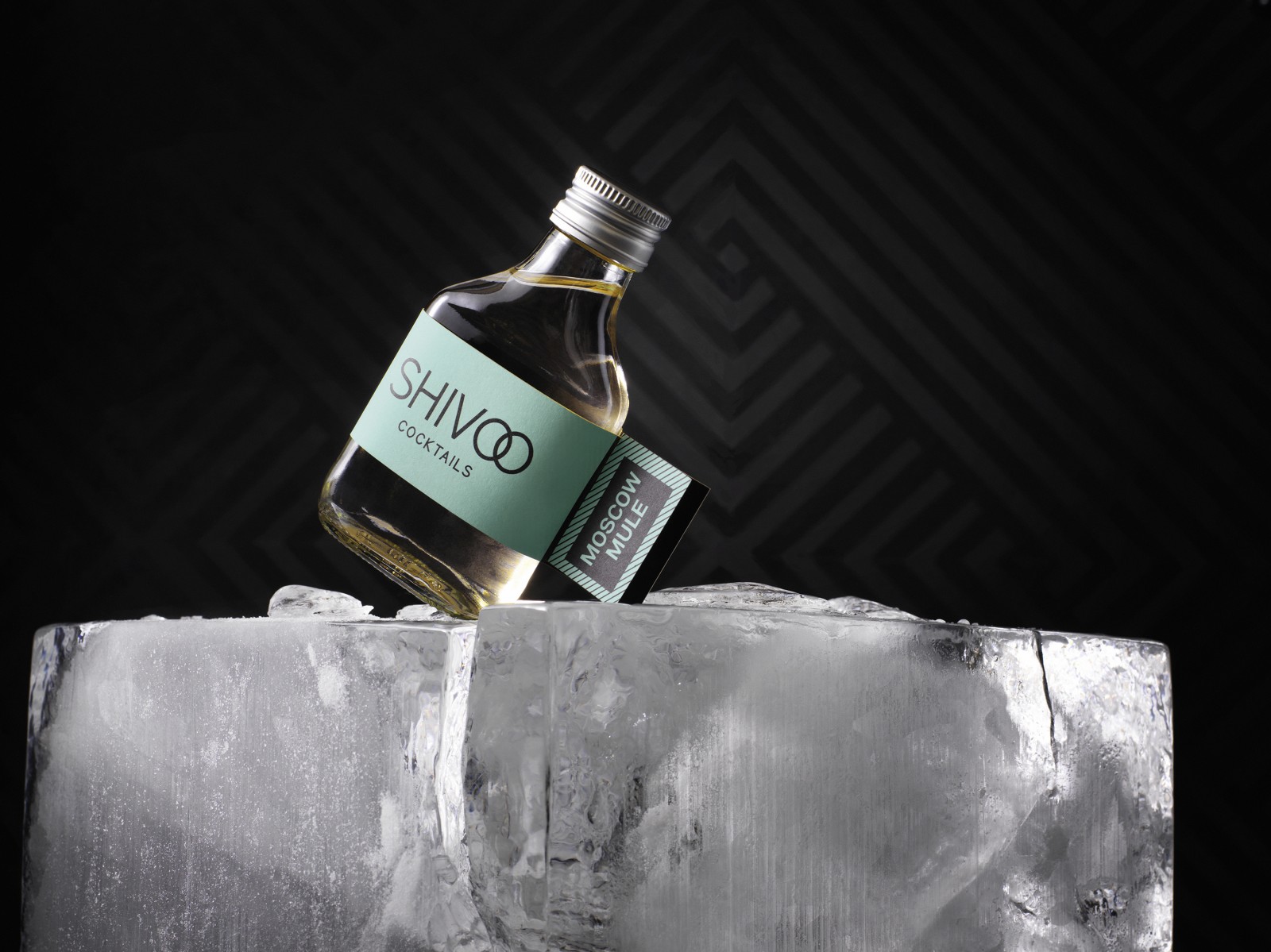 diseño_packaging_botella_caja_the_unexpected_cocktail_shivoo_08