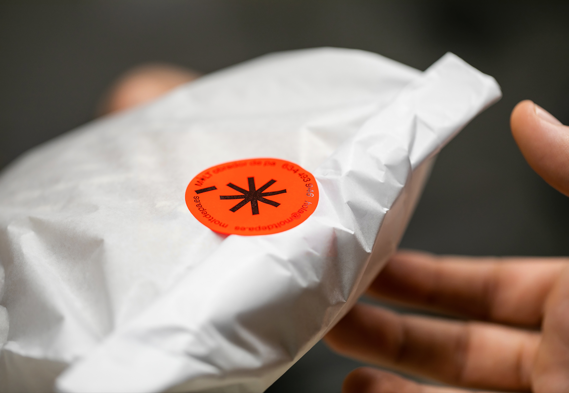 mejores-logos-2021-2022-molt-020