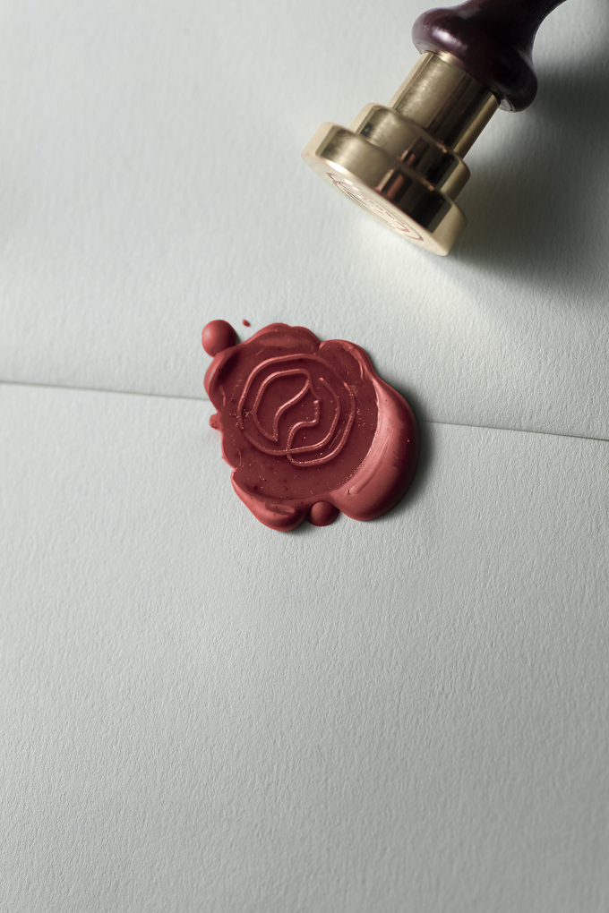 tendencias-diseno-logo-a-mano-17