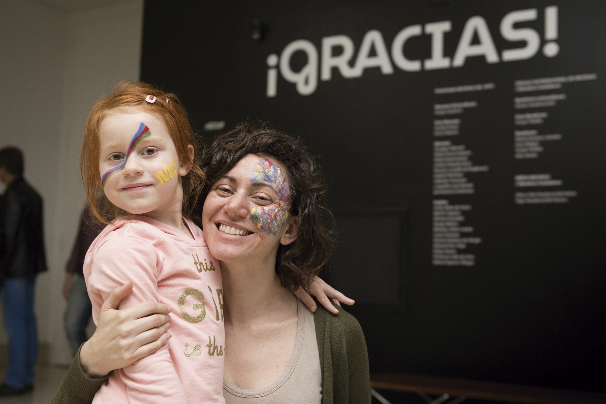 tendencias-diseno-logo-artistic-caos-34