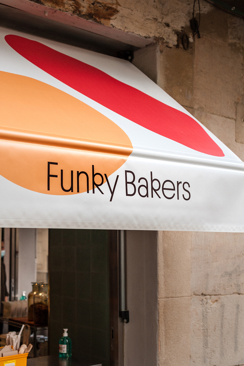 tendencias-diseno-logo-simple-001