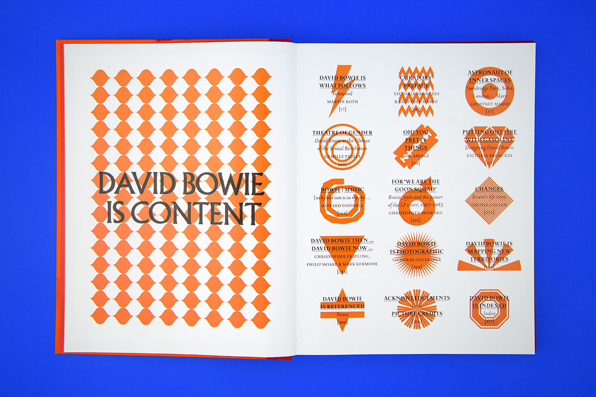 mejor-disenador-grafico-barnbrook-bible-012