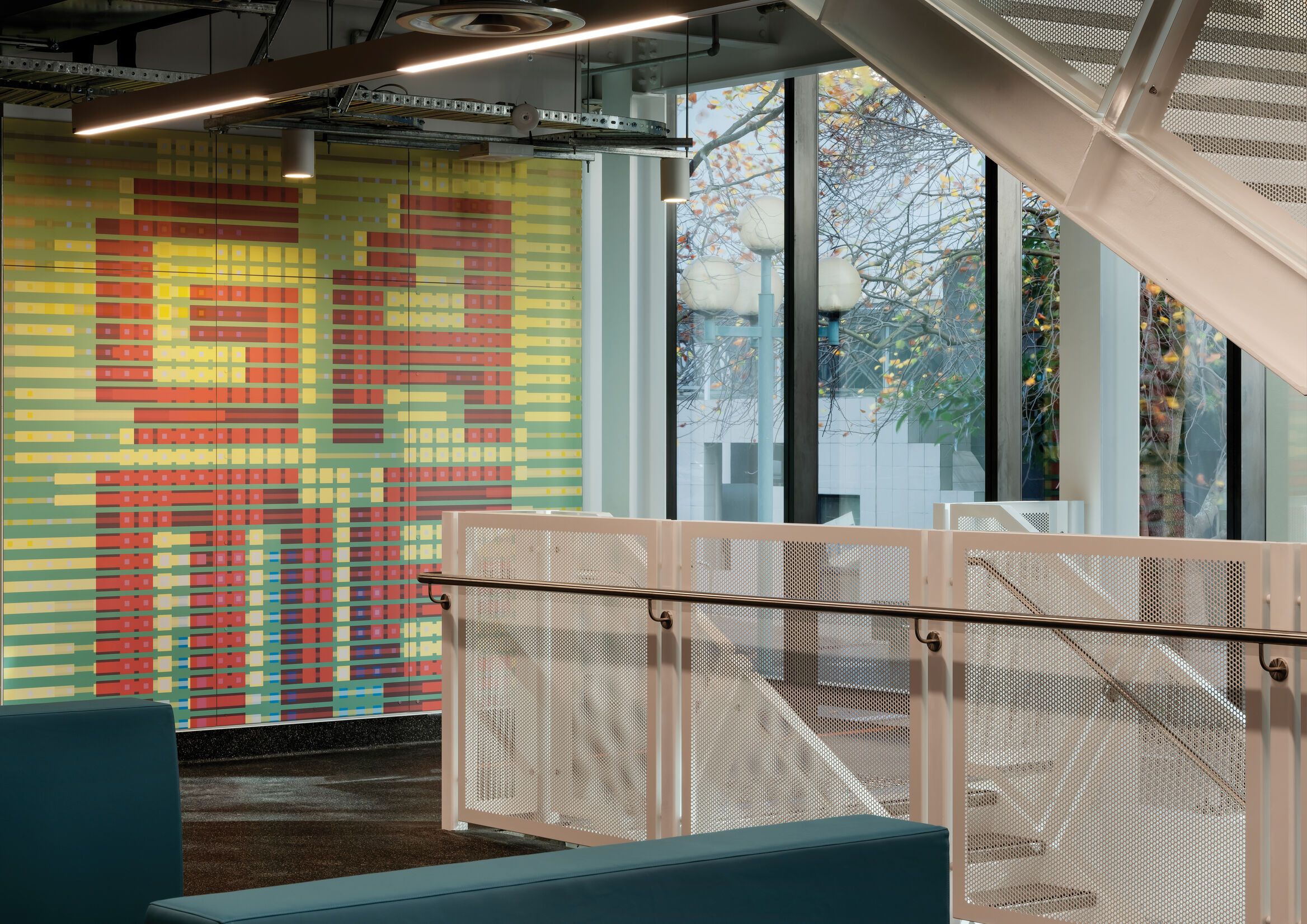 mejores-disenos-graficos-2022-teahuru-04