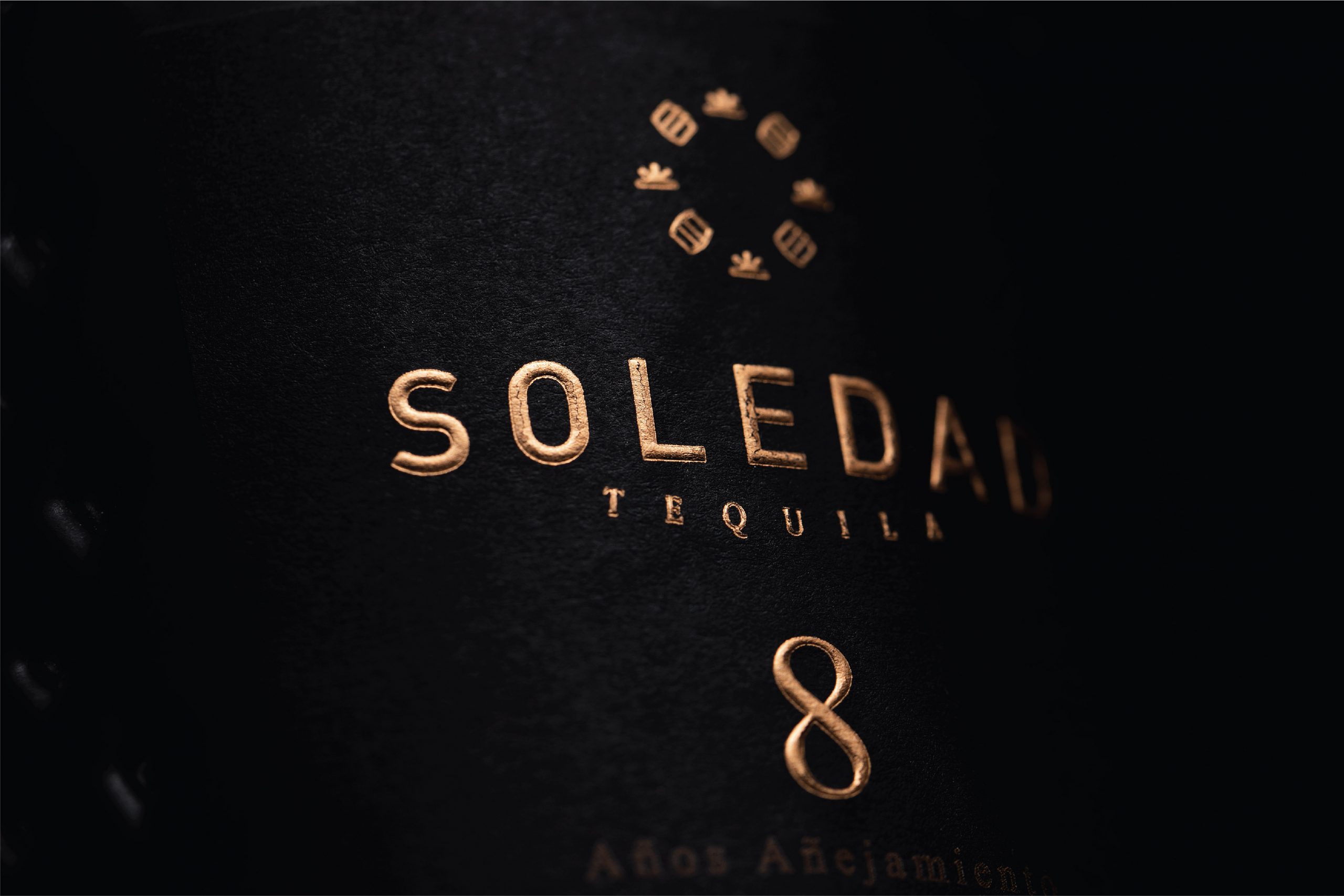 tendencias-diseno-grafico-2022-mat-texturizados-01