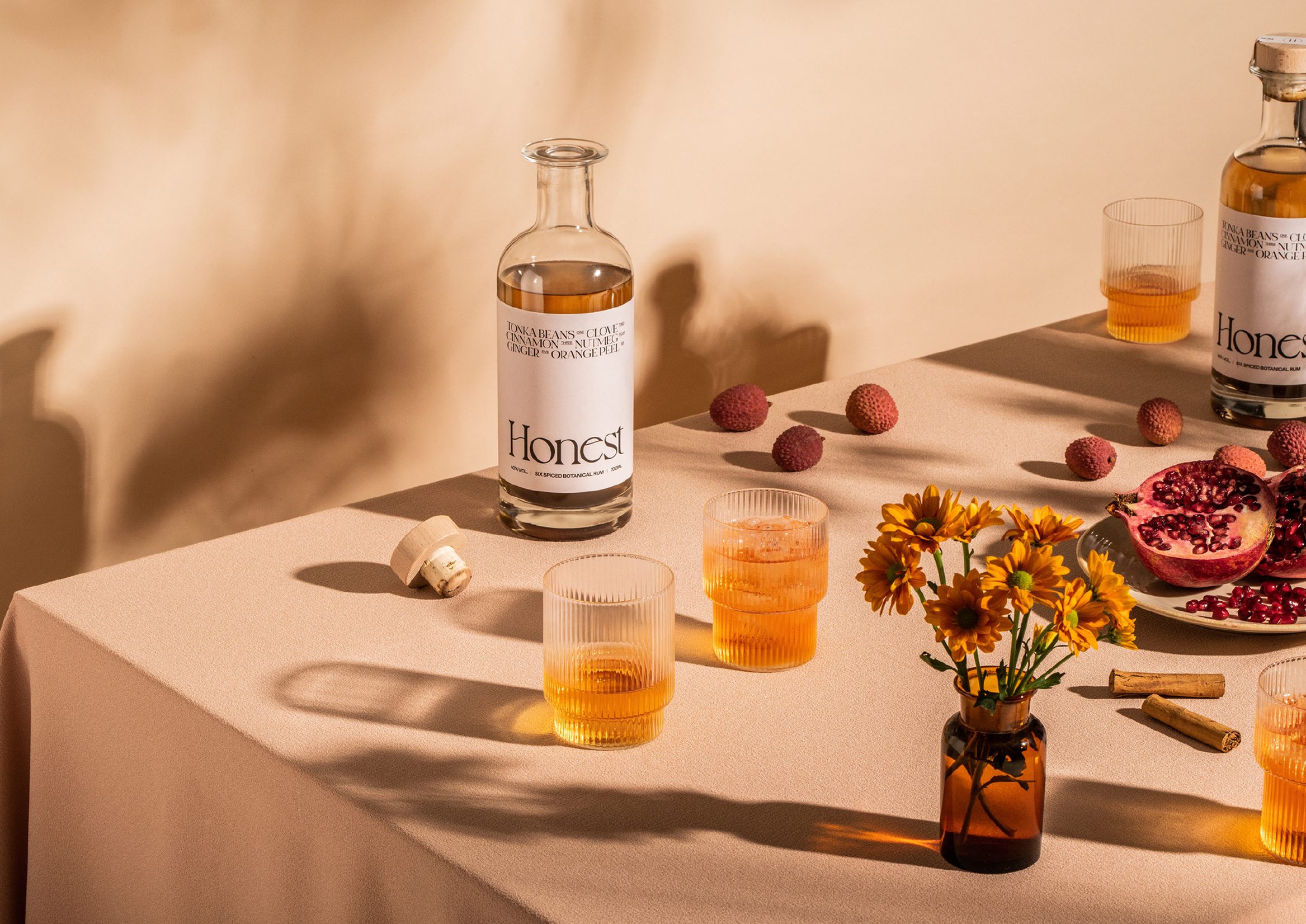 diseno-packaging-bebida-alcohol-honest-rum-09